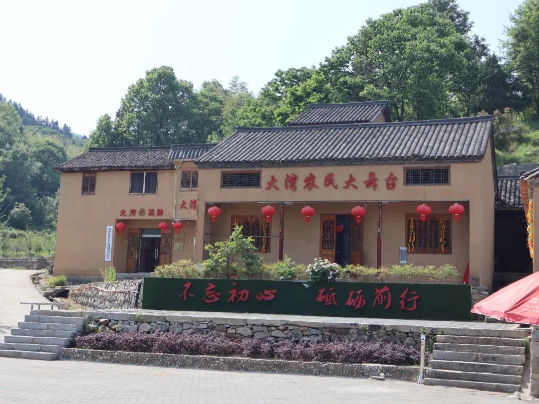 1747965235441635.jpg